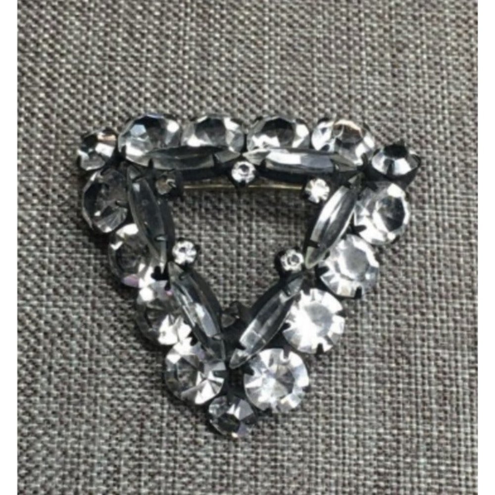 Triangle Brooch Pin Gunmetal Silver Black Crystal Rhinestone Retro Eighties